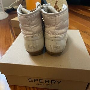 Sperry boots